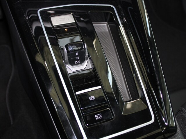 Volkswagen Golf 1.5 eTSI DSG Variant