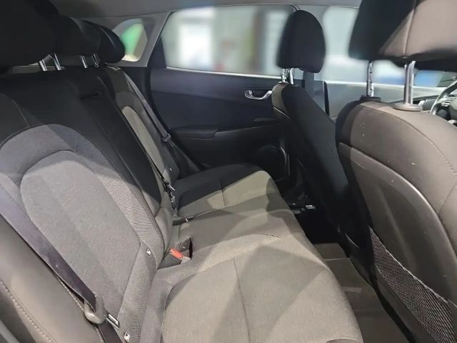 Hyundai Kona 2WD Trend