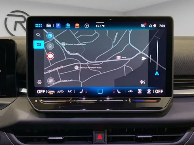 Volkswagen T-Roc 1.5 eTSI DSG R-Line