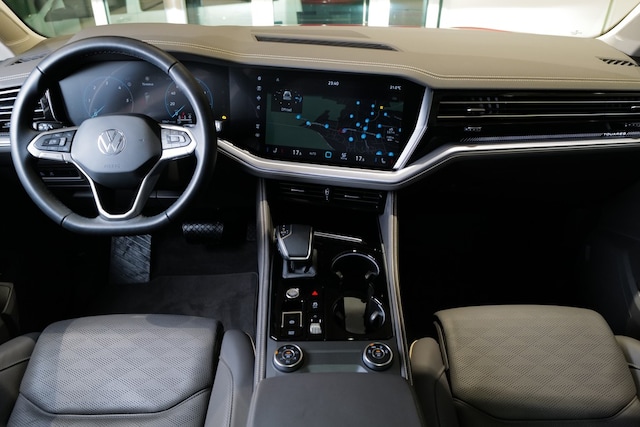 Volkswagen Touareg 3.0 V6 TDI Elegance Elegance