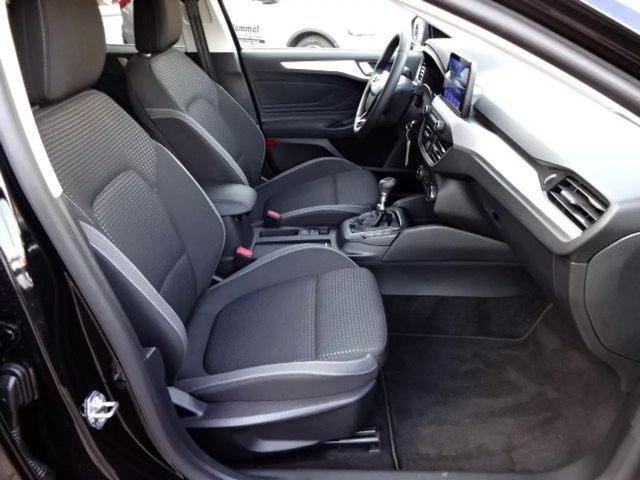 Ford Focus Cool & Connect Wagon