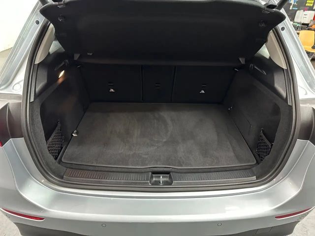 Mercedes-Benz B 220 B 220 d Sedan