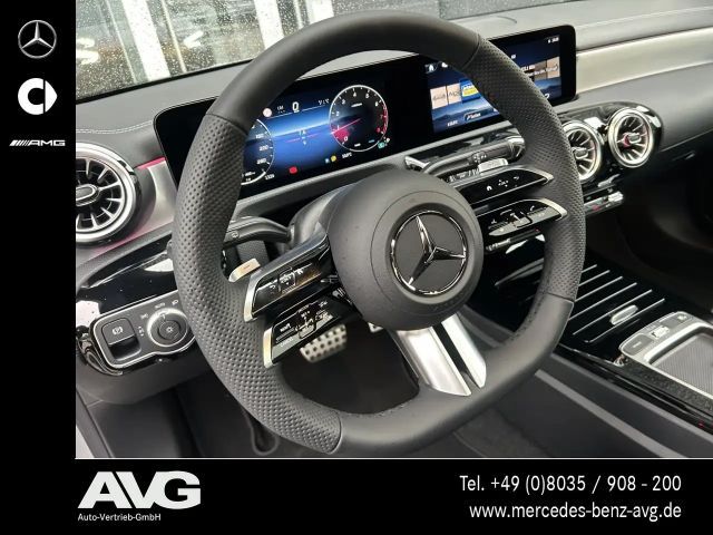 Mercedes-Benz CLA 200 AMG Line Shooting Brake