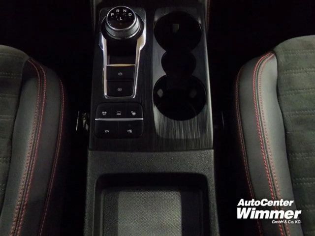 Ford Kuga Plug in Hybrid ST Line X