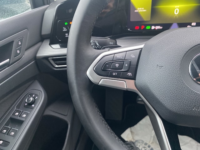 Volkswagen Golf 2.0 TDI Golf VIII Style Variant