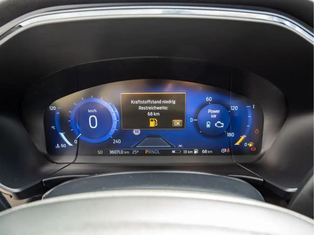 Ford Kuga Plug in Hybrid ST Line X