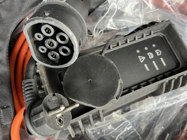 Peugeot E-208 Allure Pack