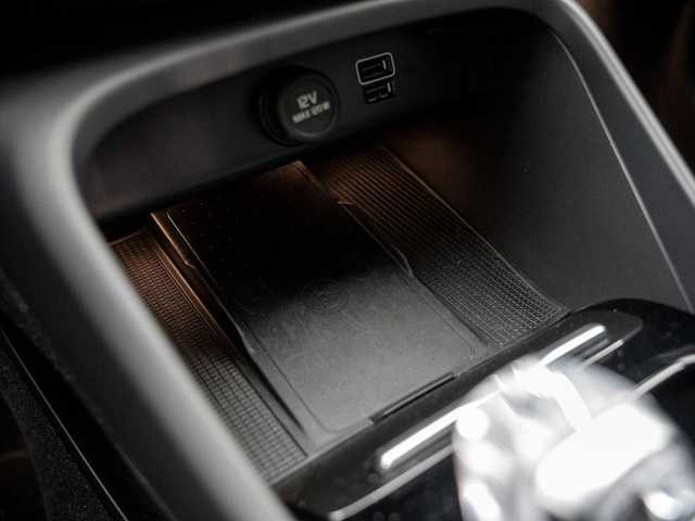 Volvo XC40 Dark Plus Recharge T5