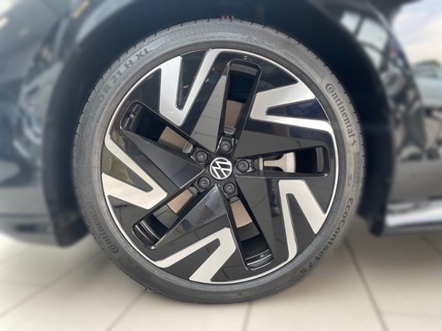 Volkswagen ID.7 4M 86 kWh*SMARTGLASS*21"*KOMFORT*WÄRMEPUMPE*