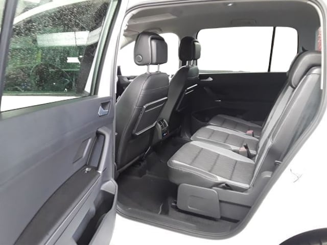 Volkswagen Touran 1.5 TSI DSG