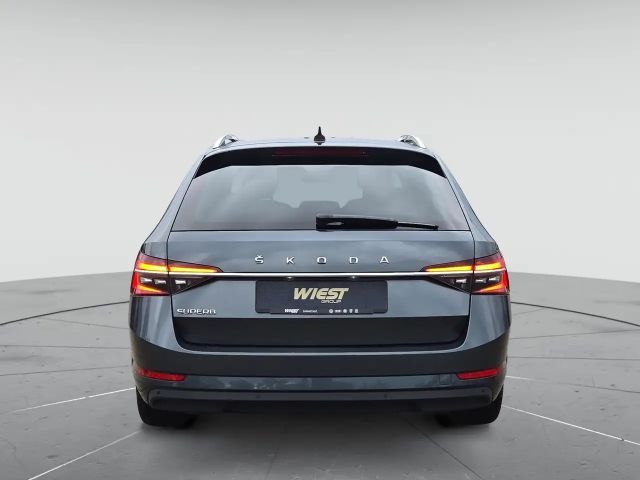 Skoda Superb 2.0 TDI Combi Style Style