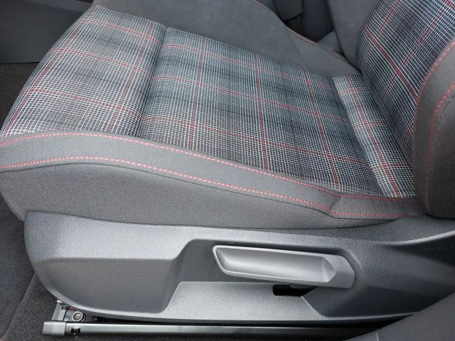 Volkswagen Golf 2.0 TSI DSG GTI