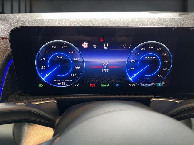 Mercedes-Benz EQB 250