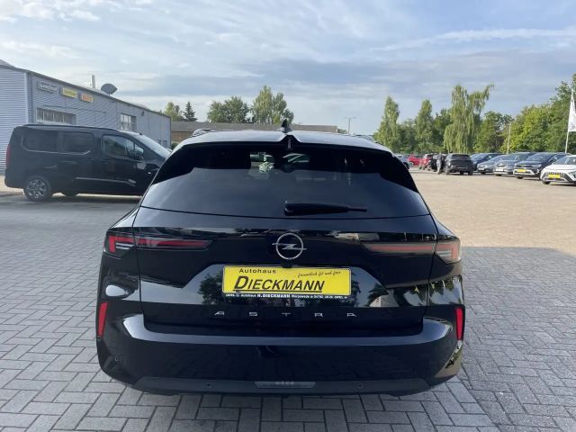 Opel Astra Enjoy Sports Tourer