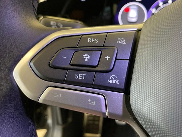 Volkswagen Golf 1.5 TSI Golf VIII