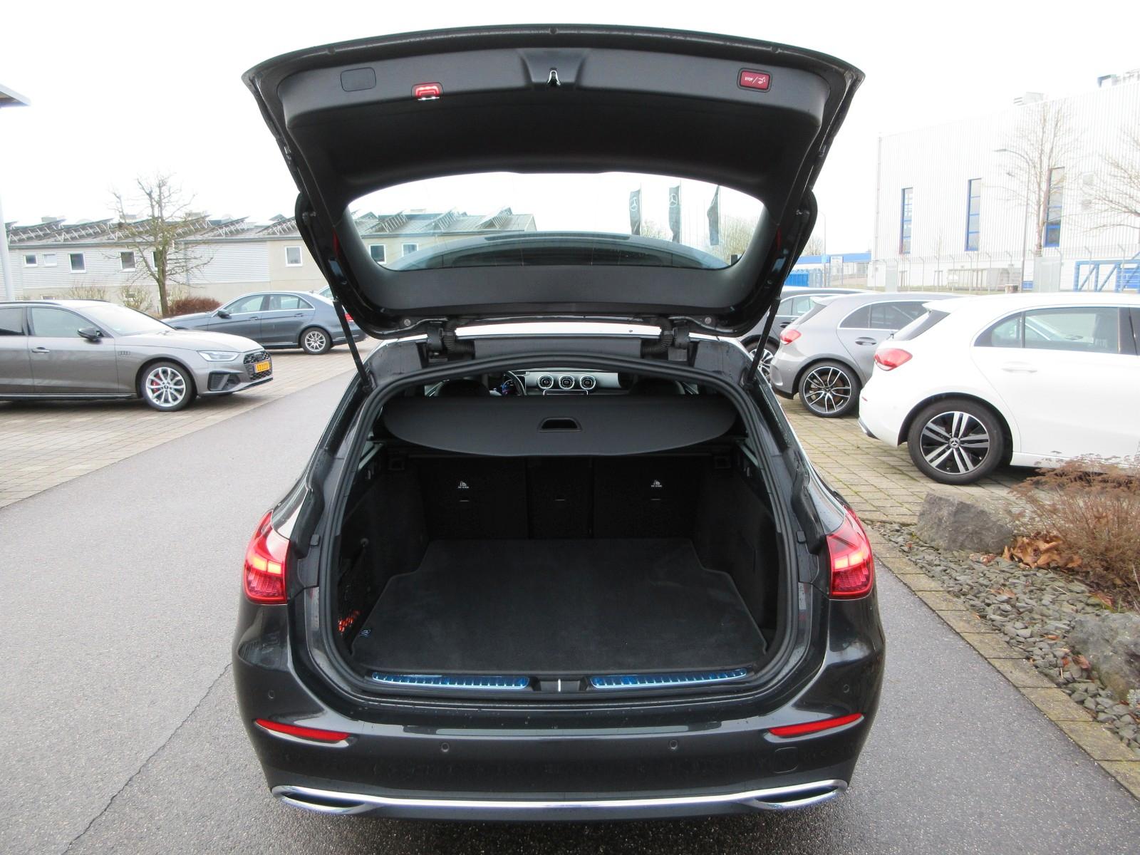 Mercedes-Benz C 200 AVANTGARDE Estate