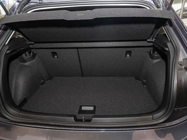 Volkswagen Polo 1.0 TSI DSG Style