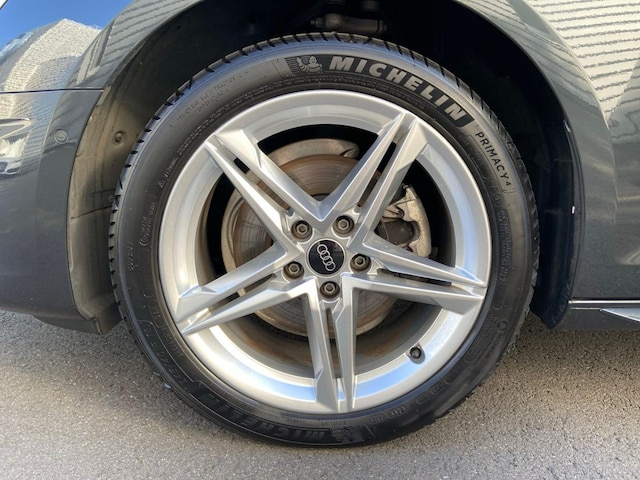 Audi A4 35 TFSI Avant S-Tronic