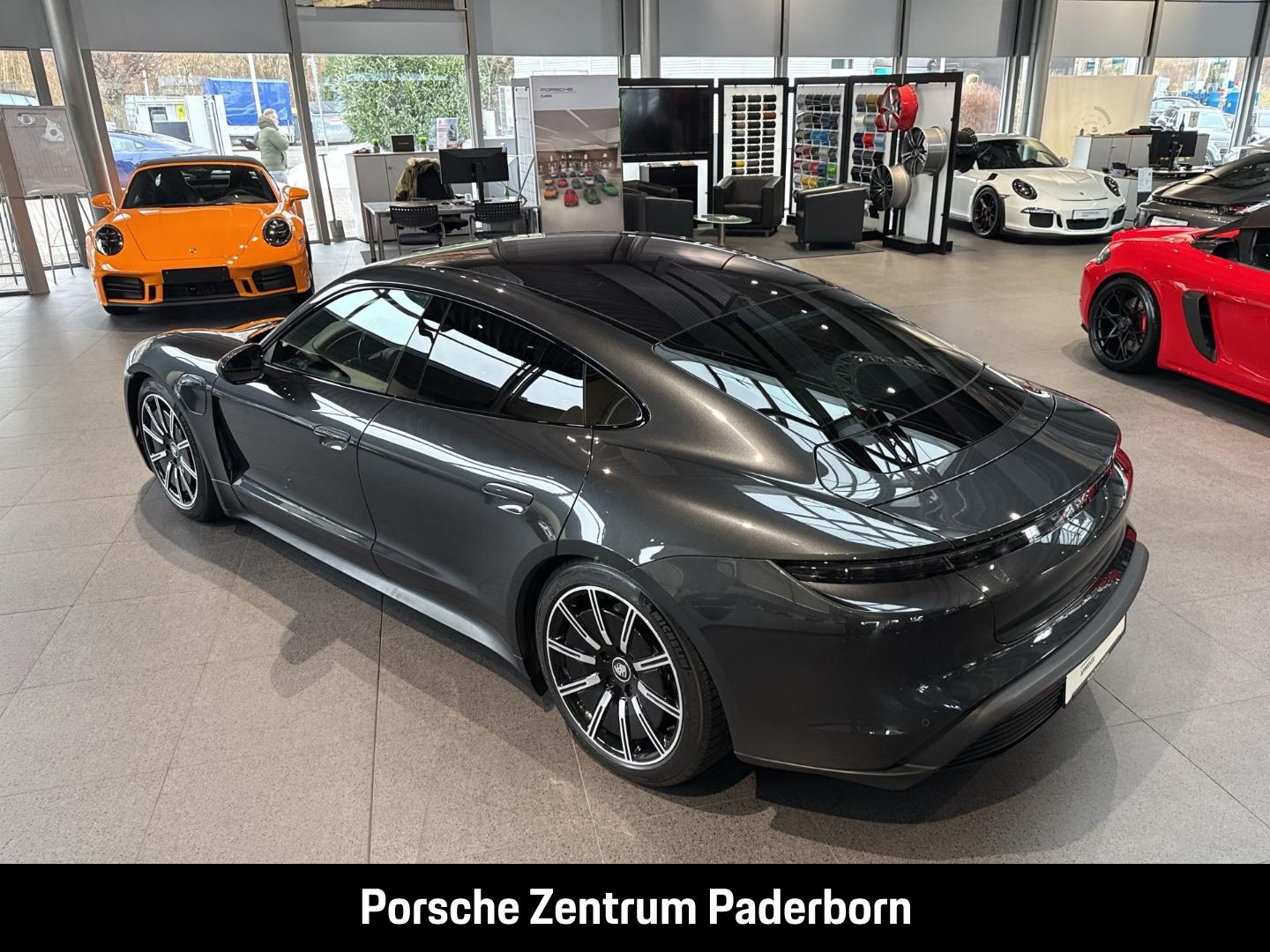 Porsche Taycan InnoDrive Head-Up Luftfederung 20-Zoll