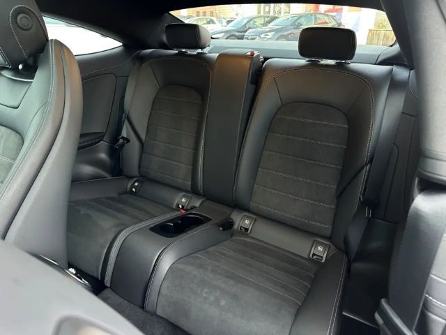 Mercedes-Benz C 200 AMG Line Coupé