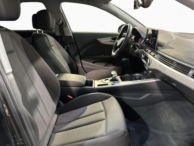 Audi A4 40 TFSI Avant Quattro S-Tronic