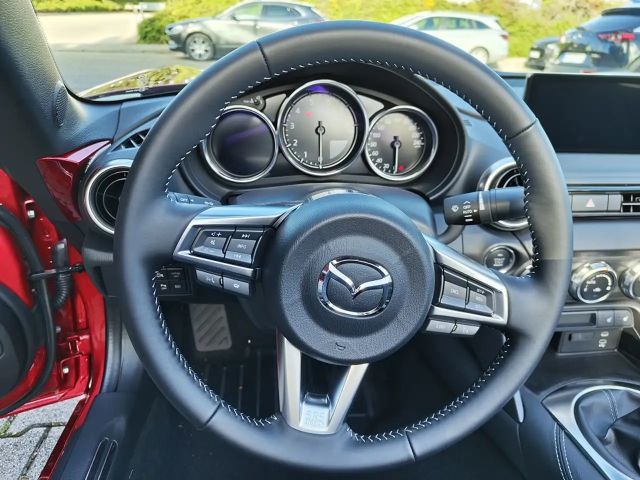 Mazda MX-5 Homura SkyActiv