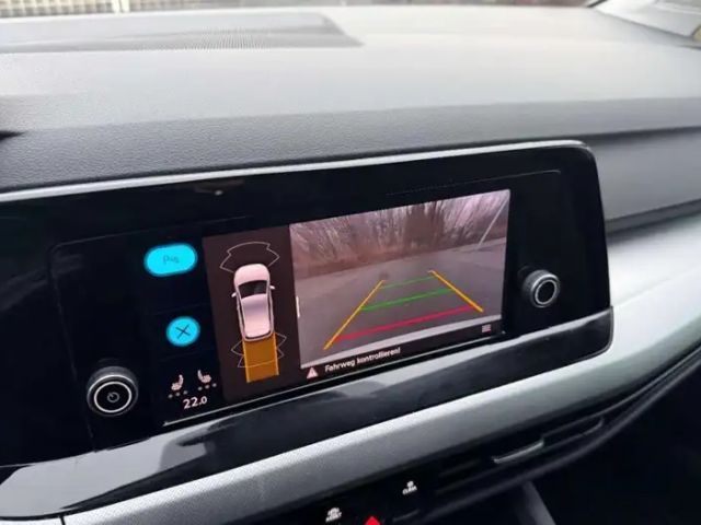 Volkswagen Golf 8 TSI