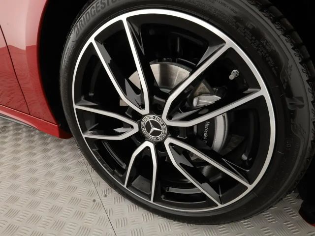 Mercedes-Benz A 200 AMG Line Hatchback