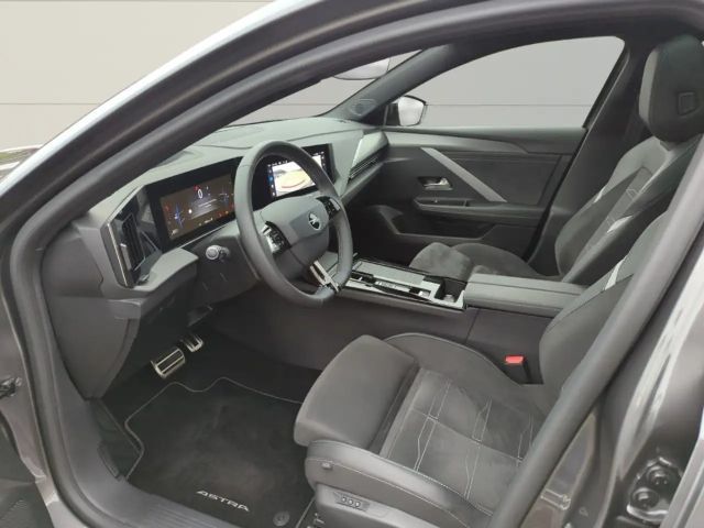 Opel Astra Sports Tourer Ultimate