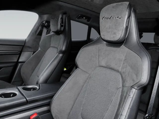 Porsche Taycan Cross Turismo S Turbo