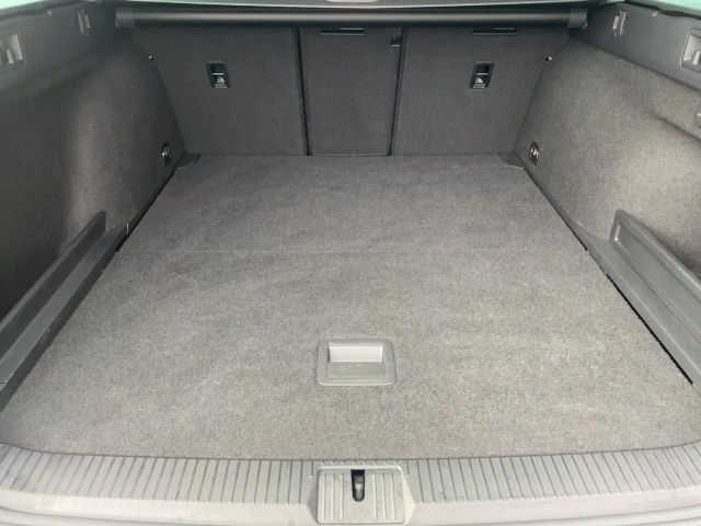 Volkswagen Passat Business DSG