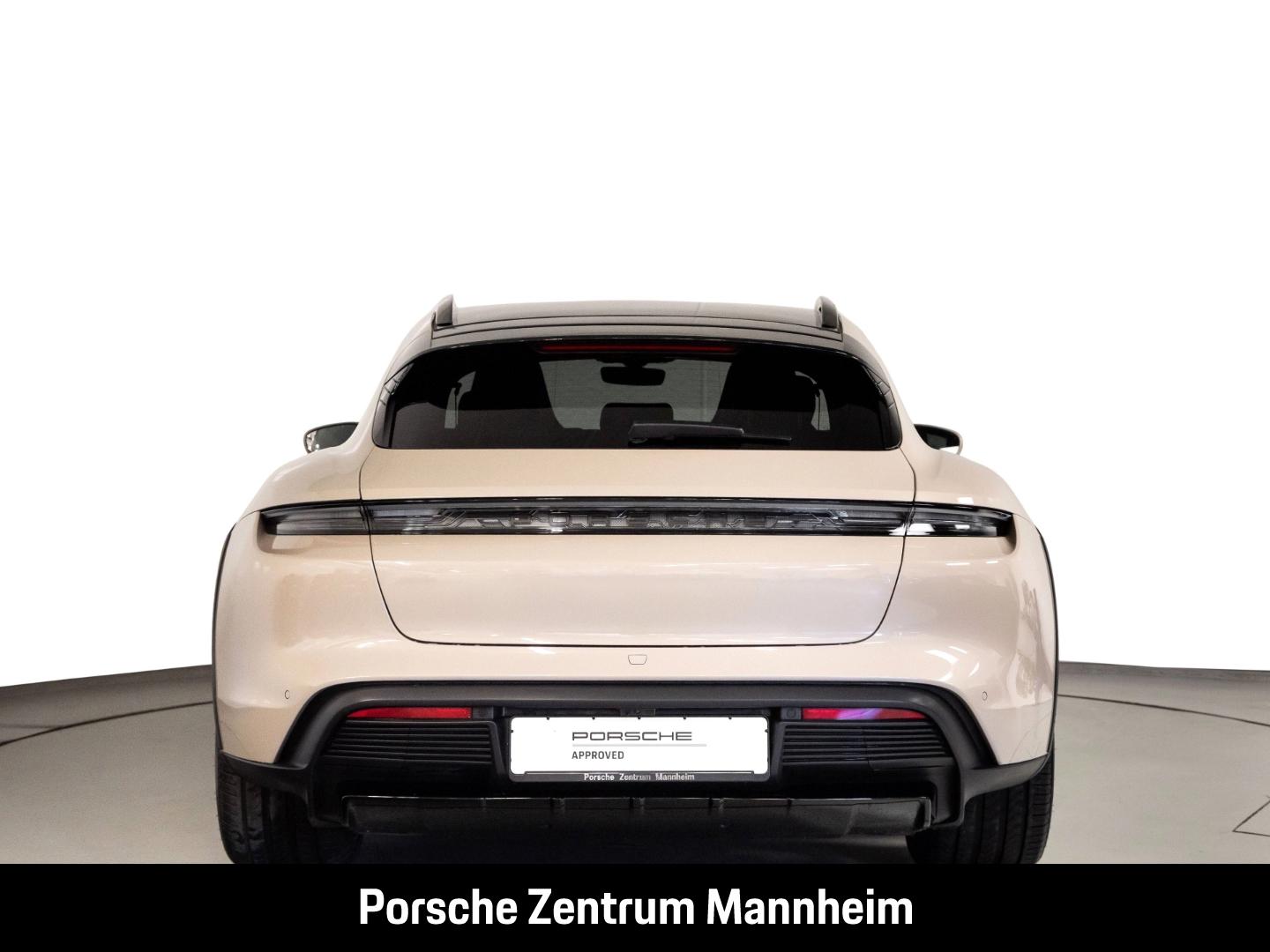 Porsche Taycan 4S Cross Turismo