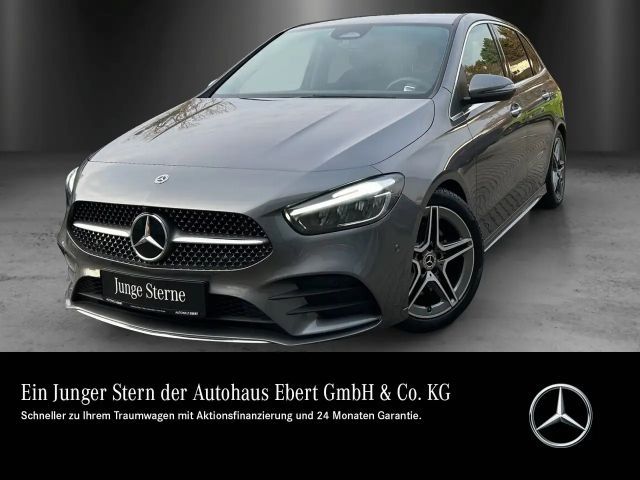 Mercedes-Benz B 220 4MATIC AMG Line Sedan