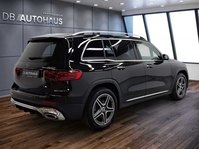 Mercedes-Benz GLB 220 4MATIC AMG Line