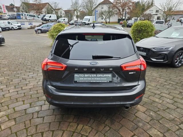 Ford Focus EcoBoost Titanium Wagon