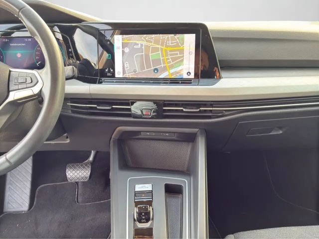 Volkswagen Golf DSG Golf VIII Life Variant