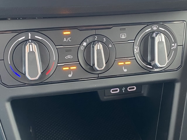 Volkswagen Polo 1.0 +KLIMA+LED+PARKPILOT+APP+ZV+DIGITAL++++