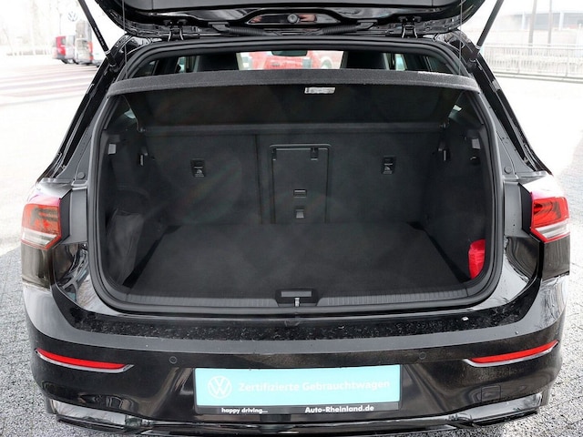 Volkswagen Golf 1.5 eTSI DSG R-Line