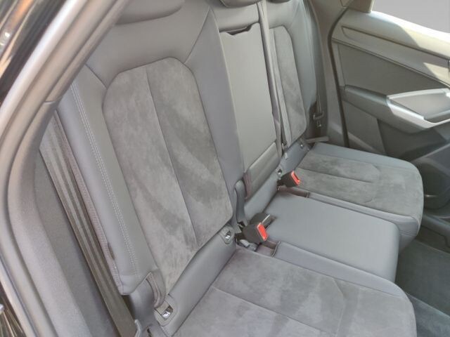 Audi Q3 35 TDI Quattro S-Tronic