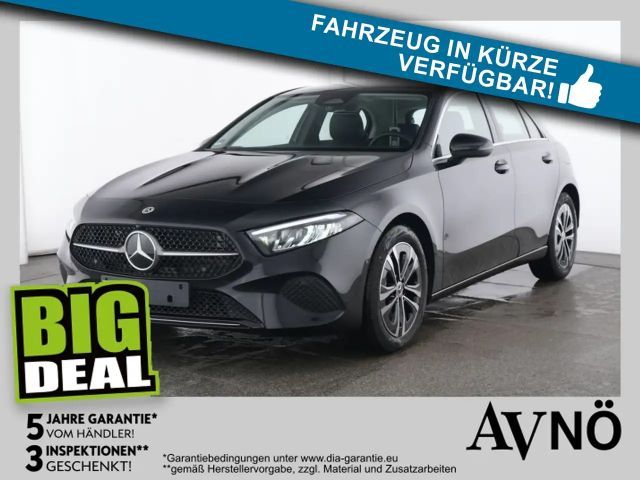 Mercedes-Benz A 180 LENKRADHEIZUNG LED HP USB PAKET