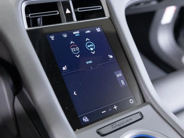 Porsche Taycan 4 Cross Turismo