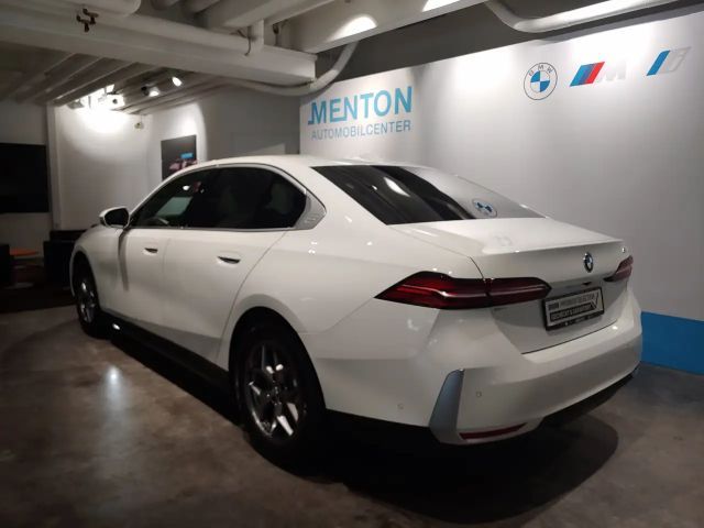 BMW 520 520i Sedan