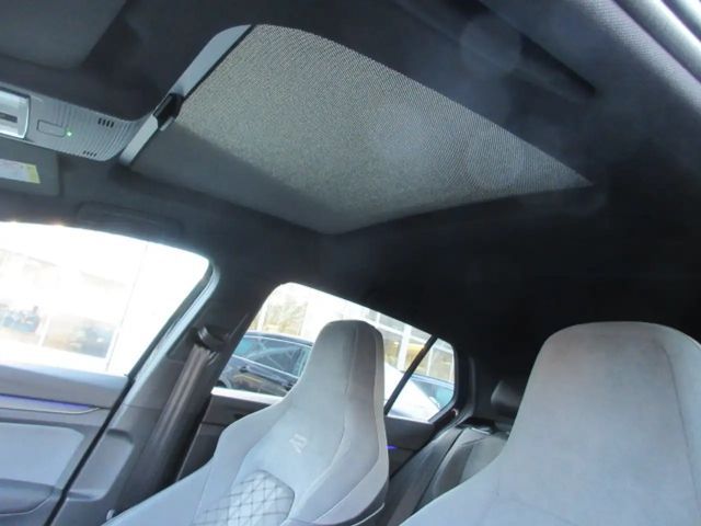 Volkswagen Golf 2.0 TSI DSG IQ.Drive R-Line