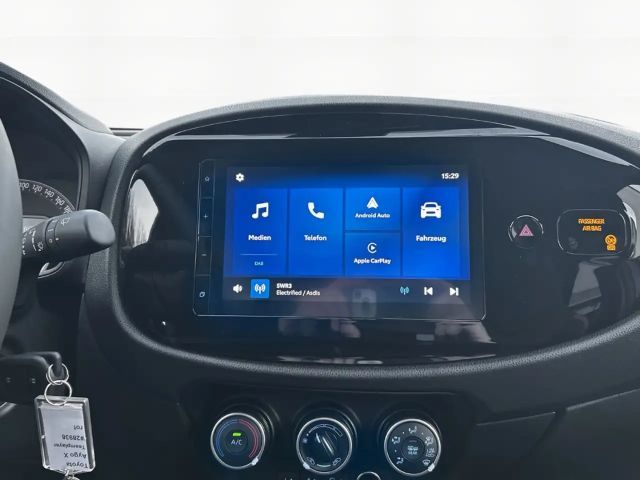 Toyota Aygo X Hatchback Play