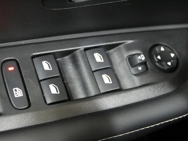 Peugeot 208 Allure Pack PureTech