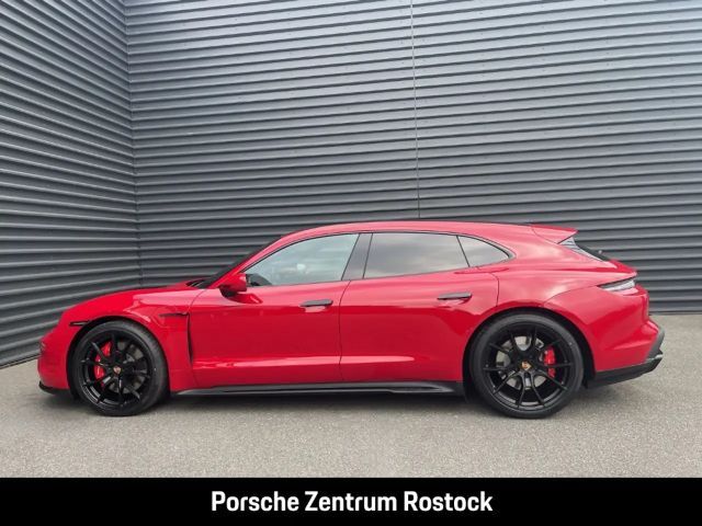 Porsche Taycan GTS Sport Turismo