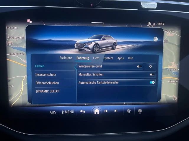 Mercedes-Benz E 220 AMG Line E 220 d Sedan