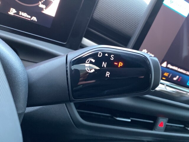 Volkswagen T-Roc 1.5 l eTSI +NEUES MODEL+MATRIX*NAVI