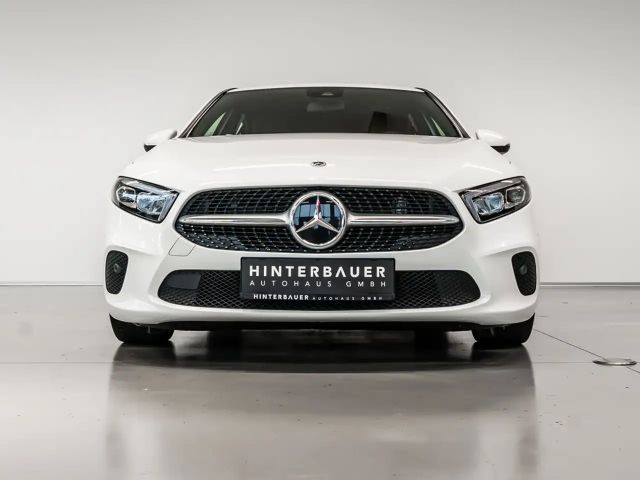 Mercedes-Benz A 180 A 180 d Style