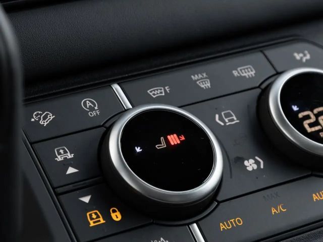 Land Rover Defender 110 D300 Dynamic HSE